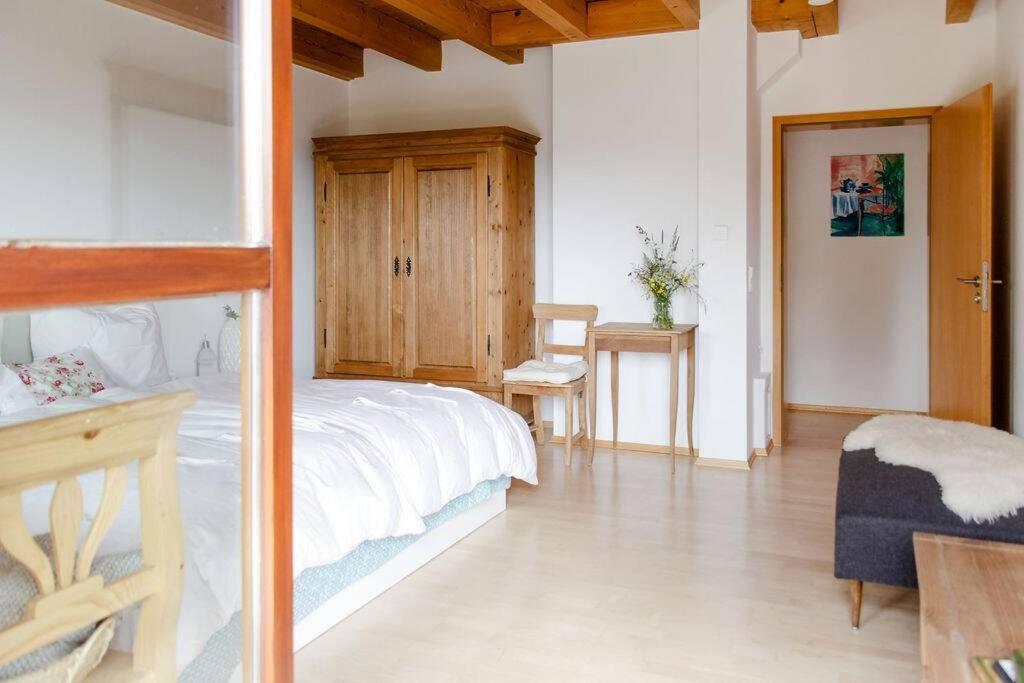 4-Zimmer-Ferienwohnung Waldbluemle ドーベル エクステリア 写真