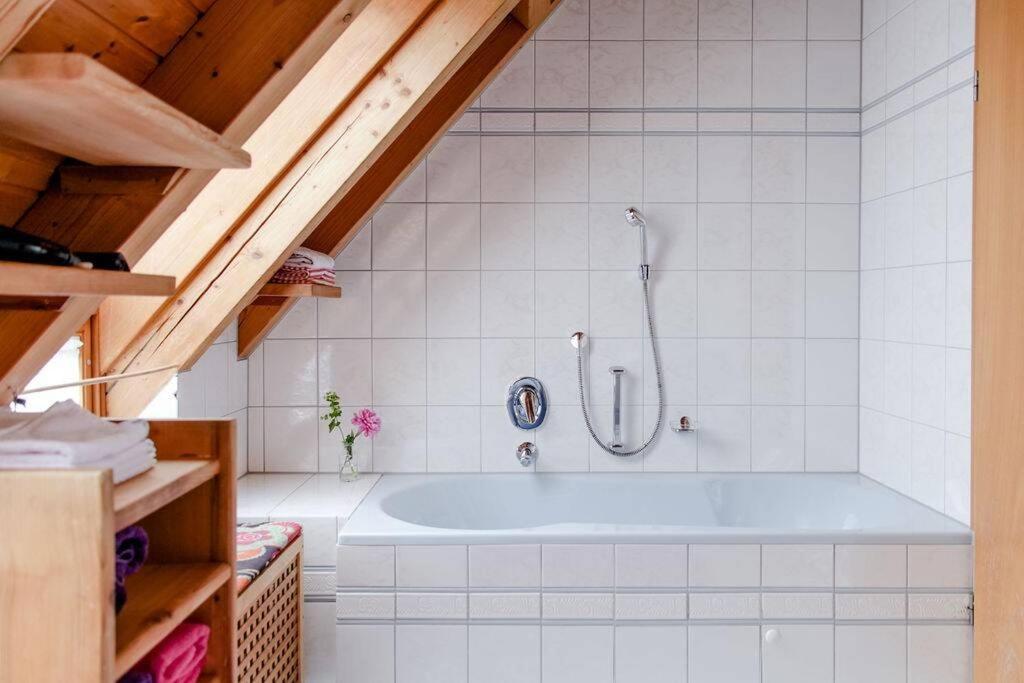4-Zimmer-Ferienwohnung Waldbluemle ドーベル エクステリア 写真