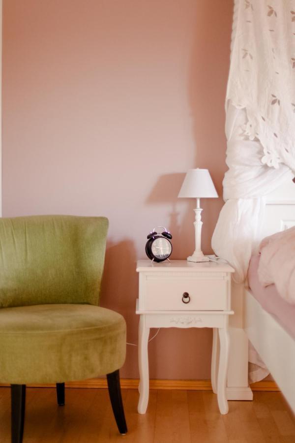 4-Zimmer-Ferienwohnung Waldbluemle ドーベル エクステリア 写真